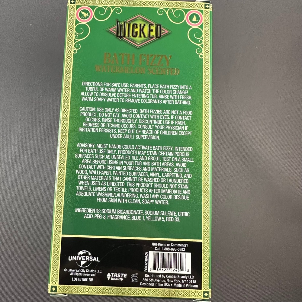 NEW Wicked‎ Elphaba Hat Bath Fizzy Watermelon Scented 4.23 oz Universal Studios - Picture 2 of 3